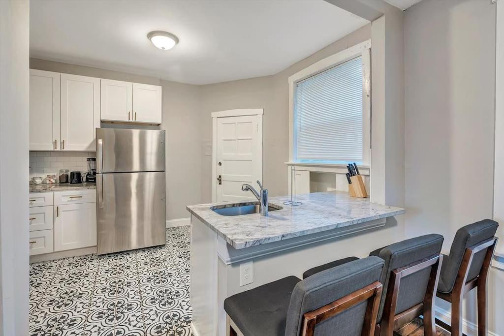 Beautiful Tower Grove Unit Recently Renovated 2S Βίλα Richmond Heights Εξωτερικό φωτογραφία